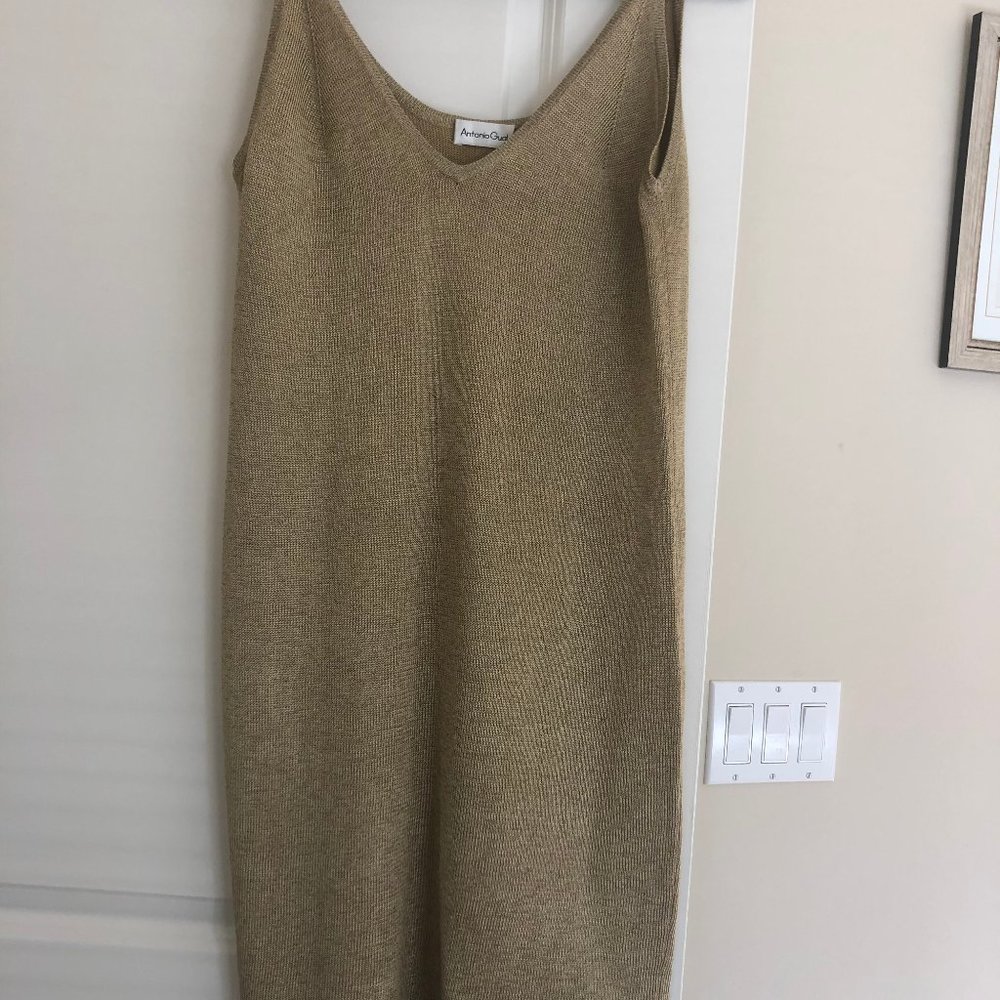 Antonio Guals  silk in tan knitted simple dress.